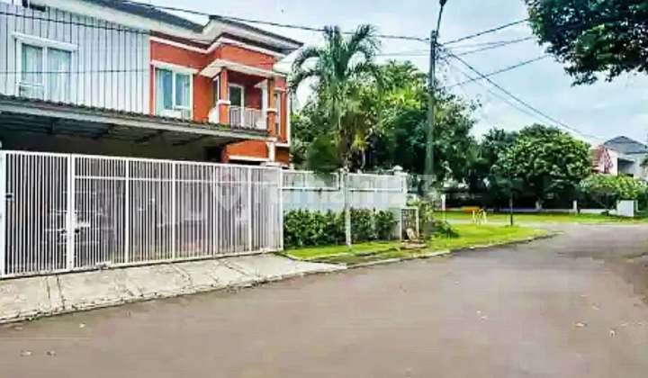 Rumah Bagus Strategis Hoek SHM di Perumahan Anggrek Loka BSD, Jl. Anggrek Loka, Rawa Buntu, Serpong, Kota Tangerang Selatan, Banten, Indonesia, 15318, BSD City 2