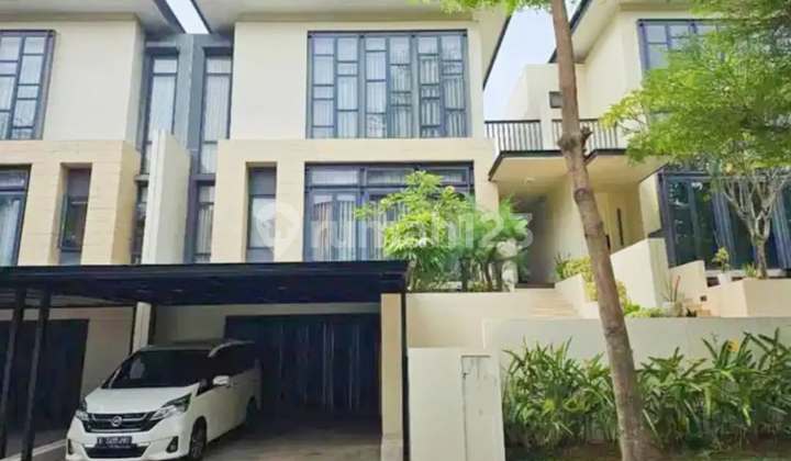 Rumah Di Lancewood Navapark Bsd Bagus SHM