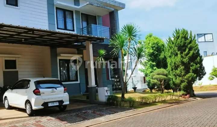 House in Centro Havana Delatinos BSD, Good SHM, Corner Lot, Near BSD Toll Access. House in Centro Havana Delatinos BSD, Good SHM, Corner Lot, Near BSD Toll Access.