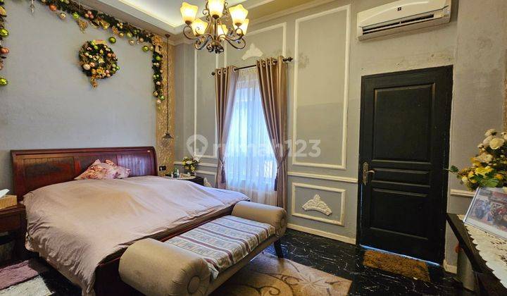 Rumah 3 Lantai Full Furnish The Elysium Tanjung Bunga 