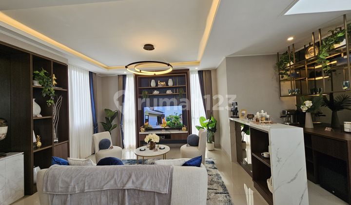 Rumah Mewah 1Man dekat Bandara di Summarecon Makassar 2