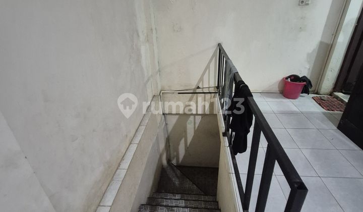 Strategically Located Shop House in Pallangga - Gowa 2