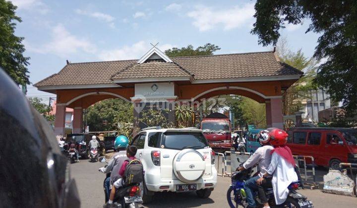 Ruko Terenovasi 2 Lantai dengan Lokasi Strategis di BTP Makassar 2