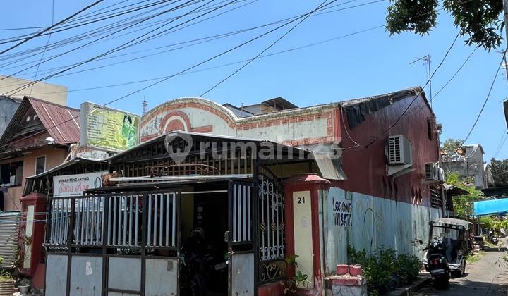 RUMAH 2 LANTAI EKSKLUSIF di Jl. Mangadel! 4 Kamar Tidur, SHM, Hanya 950 Juta! 2