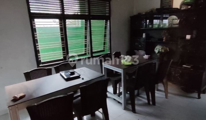 Limited Opportunity for You to Own a Comfortable Home on Jl. Cumi-Cumi, Makassar! 2