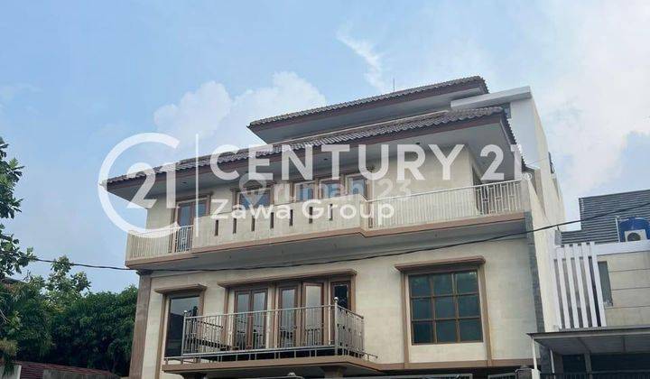 Dijual Rumah Taman Villa Meruya 4 Lantai Jakarta Barat 1