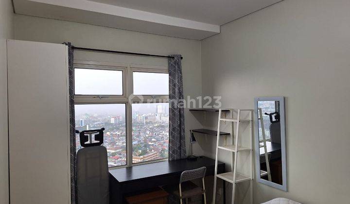 Disewakan Apartemen Madison Park Furnished Lantai Tinggi 2