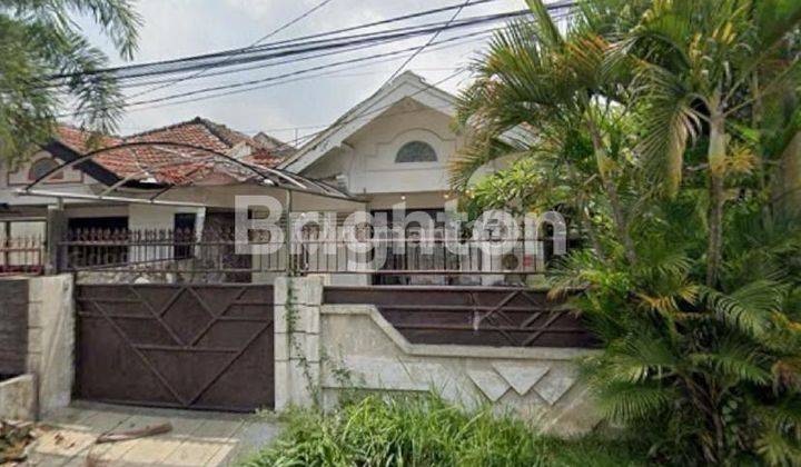 Rumah Taman Pondok Indah Wiyung Fully Furnished  1