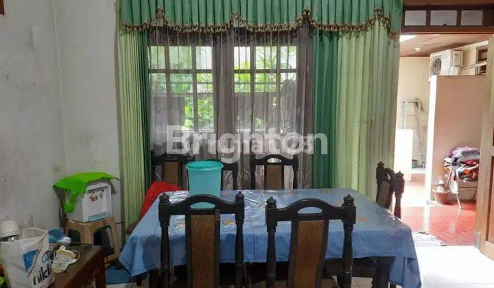 RUMAH RAYA SIMPANG DARMO PERMAI SELATAN LOKASI STRATEGIS  2