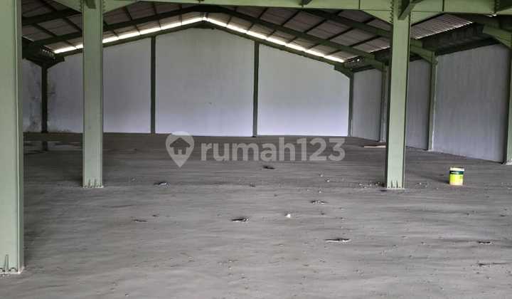 Ready-to-use warehouse in Laksana Business Park