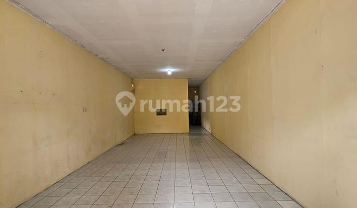 Ruko di Jl Abdulrahman Saleh, Semarang Barat 2