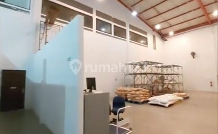 Pabrik di Jalan Negara Cikande siap pakai