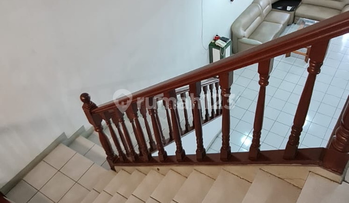 Nice 2-Storey House in Camar Permai PIK Nice 2-Storey House in Camar Permai PIK