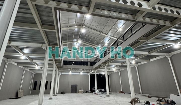 For Rent, Good Warehouse Ready to Use in Kamal Indah Kapuk. Strategic Location.