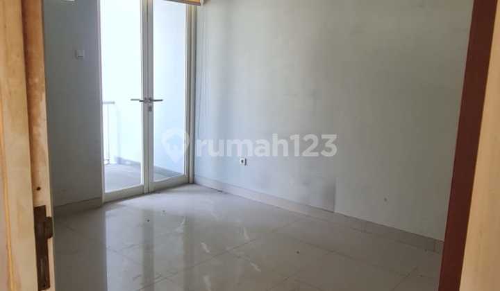 GREENERY GRISENDA HOUSE, 8X18.5, SOUTH FACING 2