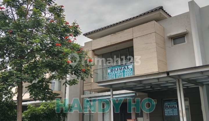 Dijual Rumah Piano Golf Island. Luas 10X15m