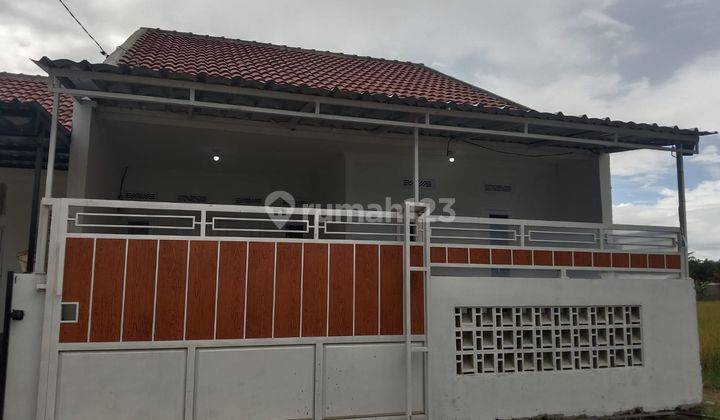 Rumah Cantik Kualitas Baik Bebas Banjir Legalitas Aman