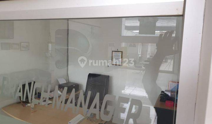Jual Ruang Usaha Soekarno Hatta Ex Showroom 2