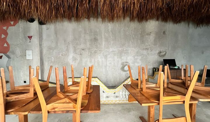 Prime Mainroad Sutami Commercial Space, Strategic Location, Ideal for Café.