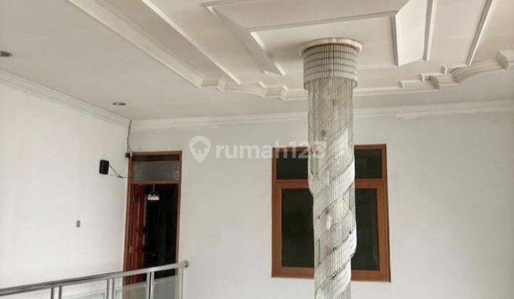 Jual Rumah Kembar Terawat Lokasi Strategis 2