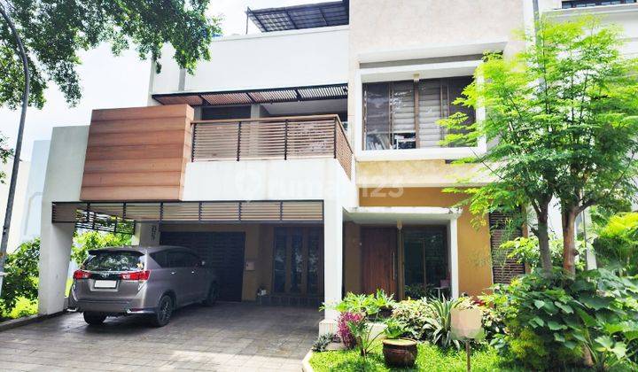 Dijual Rumah 3 Lt Dg Pool Dan Aula di Sutera Palma, Alam Sutera 1