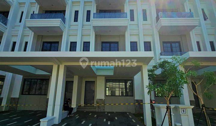 Dijual Cepat Rumah 3 Lantai Winona Alam Sutera Kondisi Bagus 1