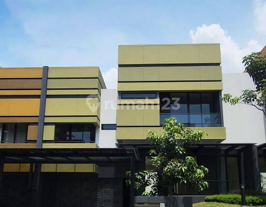 Dijual Rumah Baru 2 Lantai 4 BR di Cluster Mozart Symphonia, Summarecon Serpong Posisi Dekat Danau 1