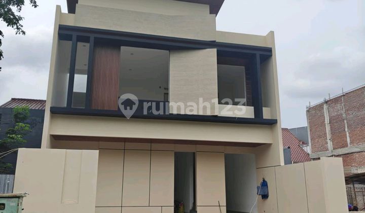 Brand New Rumah Minimalis Metland Puri