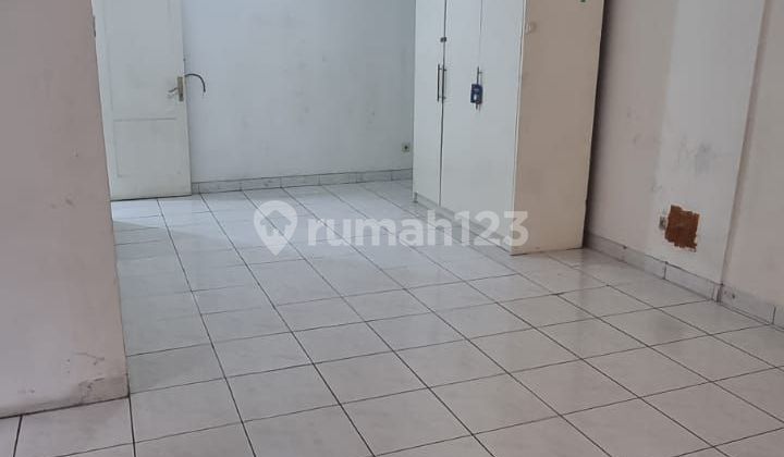 Rumah Sewa Permata Buana kondisi rapih  2
