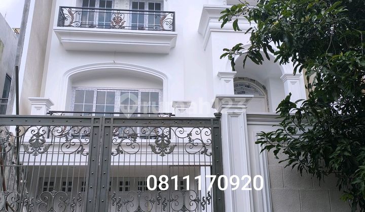 Brand New Rumah Permata Buana East Facing