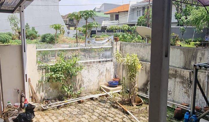 Lepas Cepat Rumah Puri Indah Hadap Barat 1