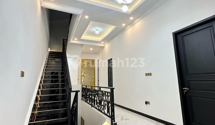 Brand New Modern House Pulo Gadung 2