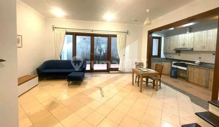 Sell Fast South-Facing Puri Indah House