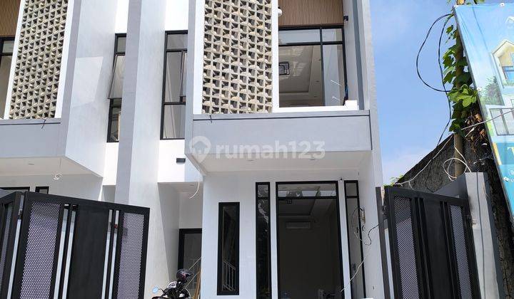 Brand New Rumah Minimalis Meruya Hadap Timur 2