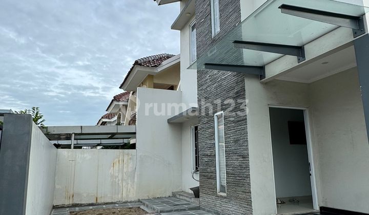 Sell Fast Minimalist House Puri Media 2