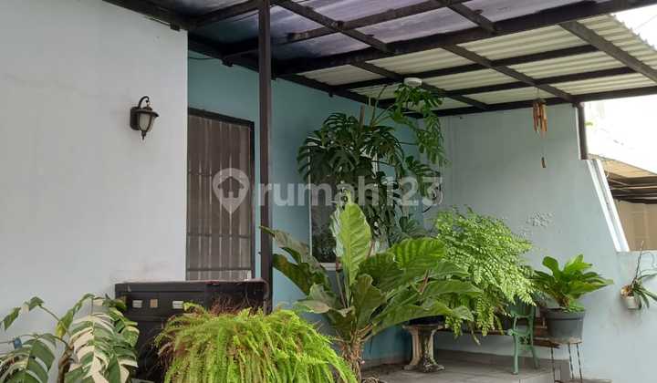 Lepas Cepat Rumah Taman Aries Kondisi Rapih