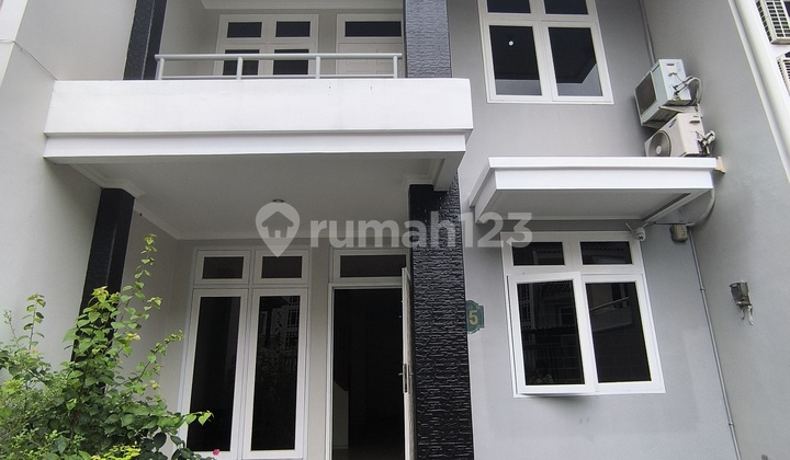 Rumah Puri Media Hadap Timur Kondisi Bagus Sudah Renovasi