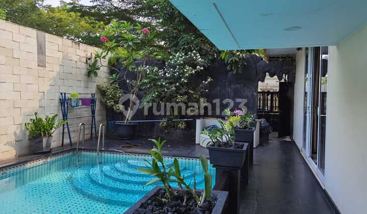Dijual Rumah Mewah Kano Pik Tipe Hoek View Danau Furnish 