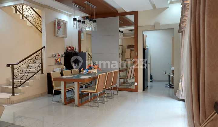 Murah rumah Venice PIK Siap Huni Furnish 2