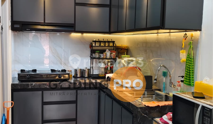 For Sale House in Tanjung Duren 3 Floors Semi Furnished Ready to Occupy