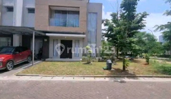 Rumah Golf Island Pik Hoek Full Furnish 