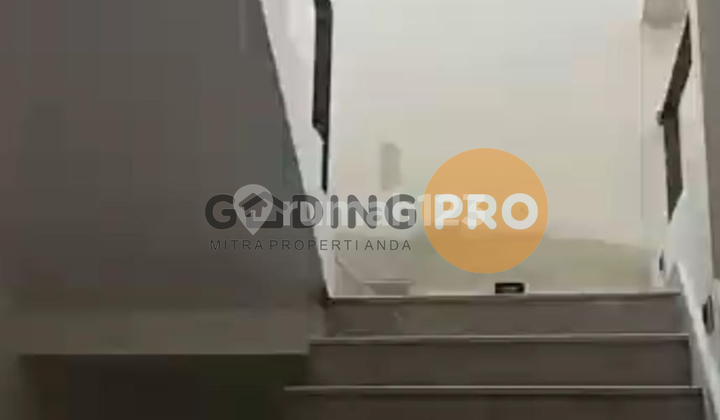 Dijual Rumah Permata Buana Brand New 3 Lantai Bagus 2