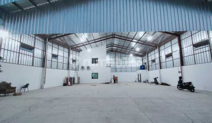 FOR SALE WAREHOUSE AND OFFICE READY TO USE TRONTON ACCESS CHEAP SALE IN PASAR KAMIS TANGERANG FOR SALE WAREHOUSE AND OFFICE READY TO USE TRONTON ACCESS CHEAP SALE IN PASAR KAMIS TANGERANG