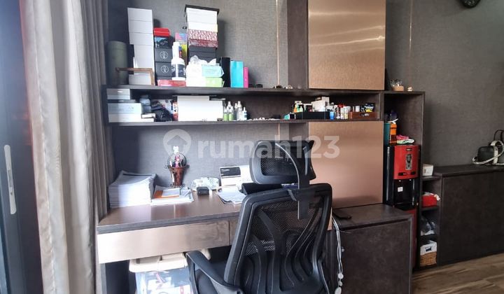 For Sale Minimalist 4-Story House Excellent Location Fully Renovated Affordable Price in Park Residence 2