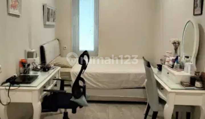 Dijual Rumah Bagus dan Cantik Hadap Utara Jual Murah Sekali di Permata Buana Dijual Rumah Bagus dan Cantik Hadap Utara Jual Murah Sekali di Permata Buana