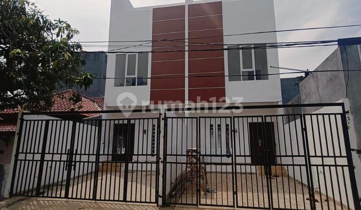 DIJUAL RUMAH BARU MINIMALIS 3 LANTAI BEBAS BANJIR JALAN LEBAR JUAL MURAH DI KFT CENGKARENG