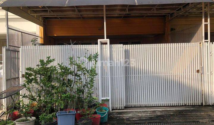 Rumah Furnish Lokasi Terbaik Bebasb Banjir di Taman Palem Lestari 1
