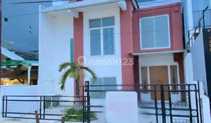 Rumah Besar 2 Lantai Bebas Banjir Di Gading Griya Lestari 1