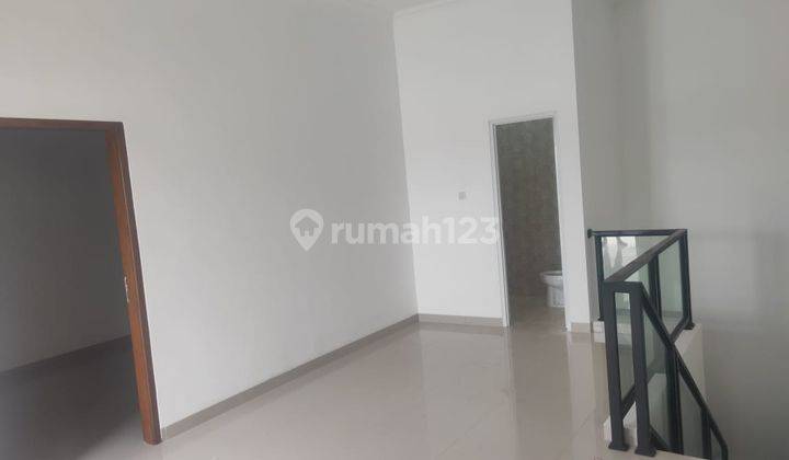 Rumah Baru Minimalis 3 Lantai Jalan Lebar Harga Termurah Di Perumahan Kft 8