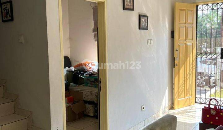 Rumah Furnish Hadap Timur Depan Taman Di Taman Semanan  1